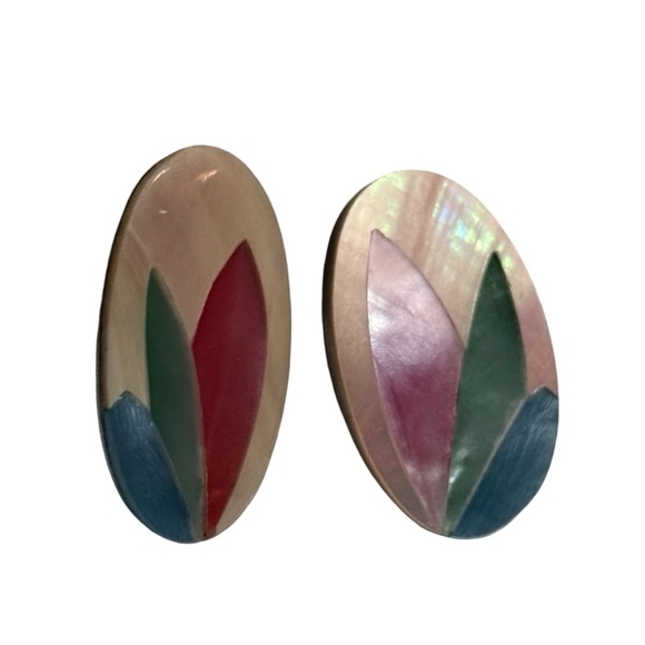 Oval Mother of Pearl Mosaic Multicolored Floral Earrings - Picture 6 of 10